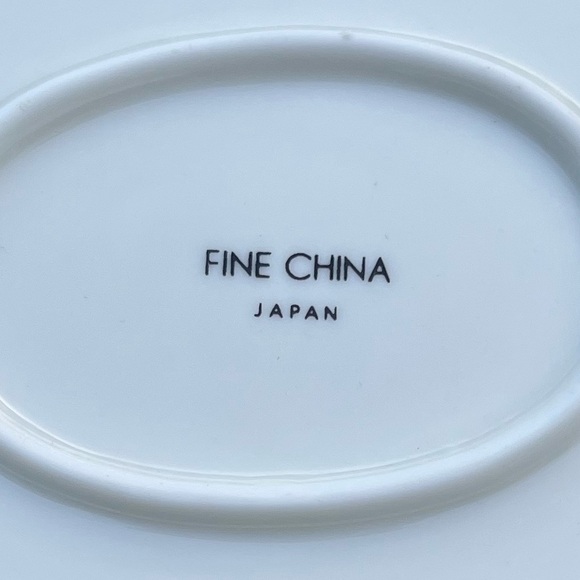 Vintage; Caldor; Porcelain Ware; Gravy Boat with Attached Saucer; In Box - Picture 4 of 7